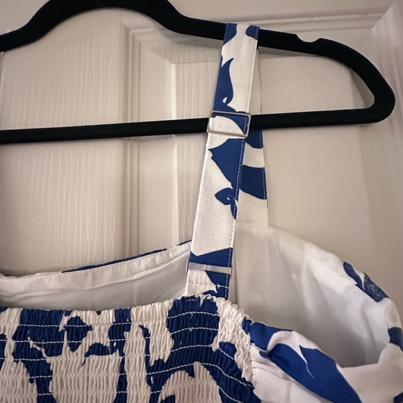 Abercrombie & Fitch Blue and White Maxi Dress - Picture 4 of 7